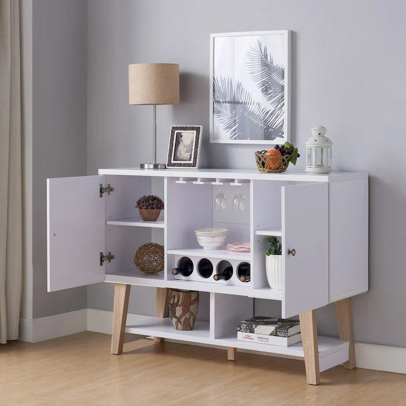 Credenza moderna di metà secolo con portabottiglie e portabicchieri da vino