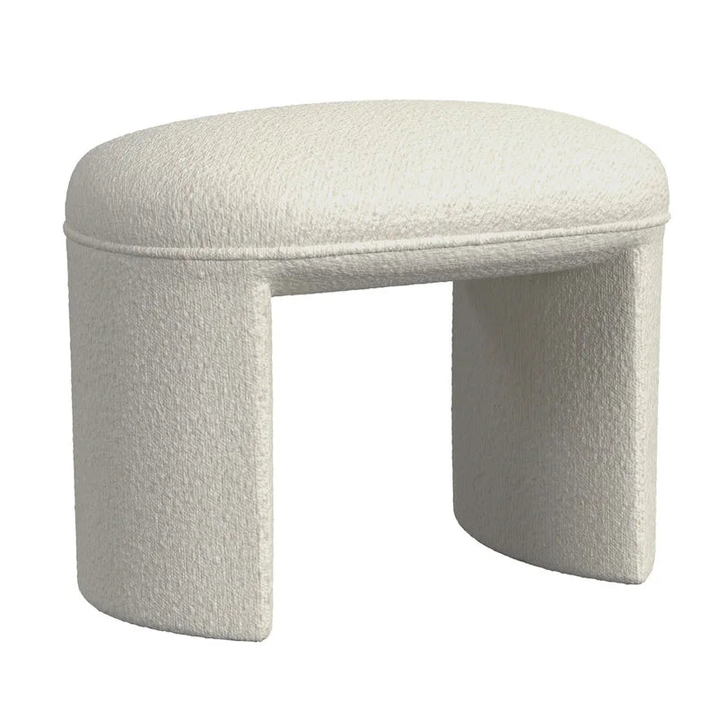 Moderner gepolsterter Ottoman als Fußablage und Couchtisch